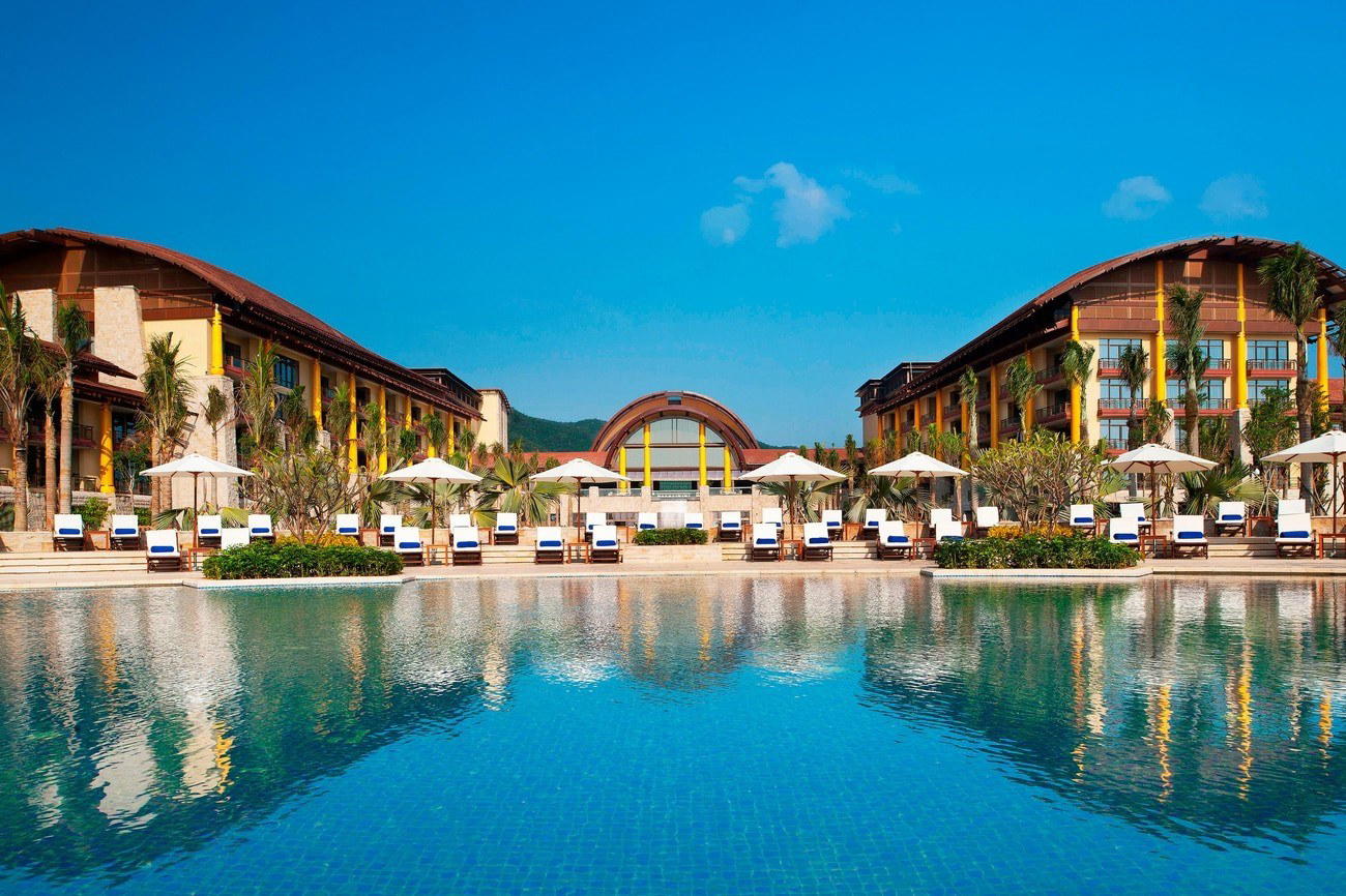 The St. Regis Sanya Yalong Bay Resort, Sanya, China