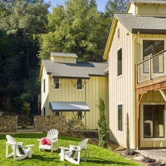 Farmhouse Inn