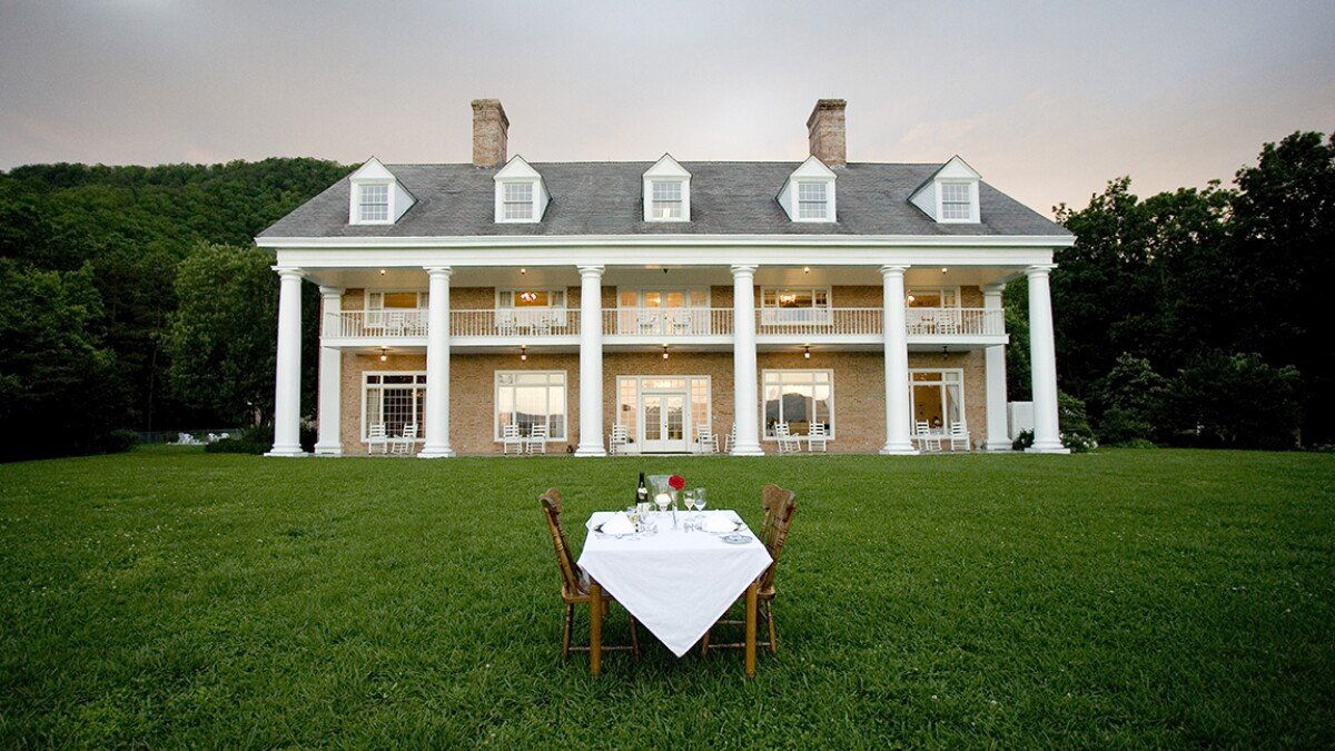 Christopher Place Resort, Hotel in Newport