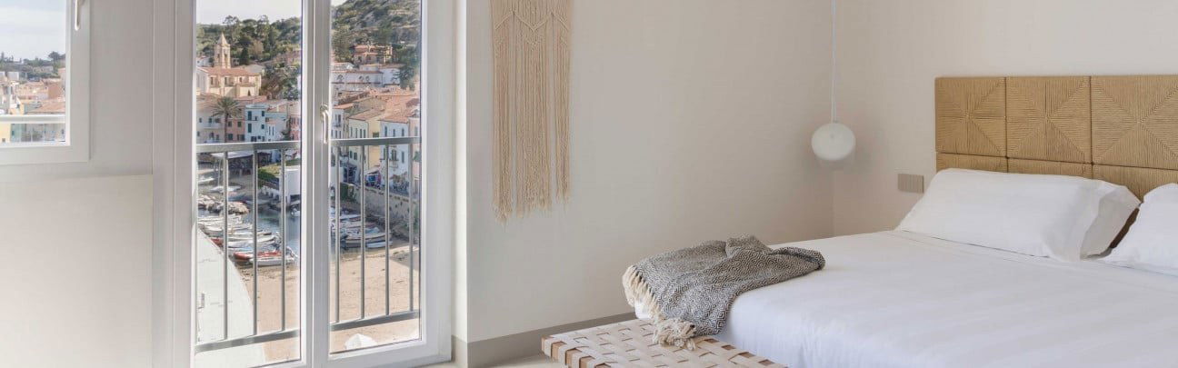 La Guardia Hotel, Hotel in Giglio Island