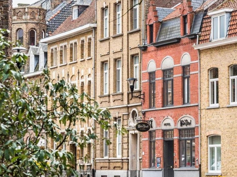 Main Street Hotel, Ypres, Belgium