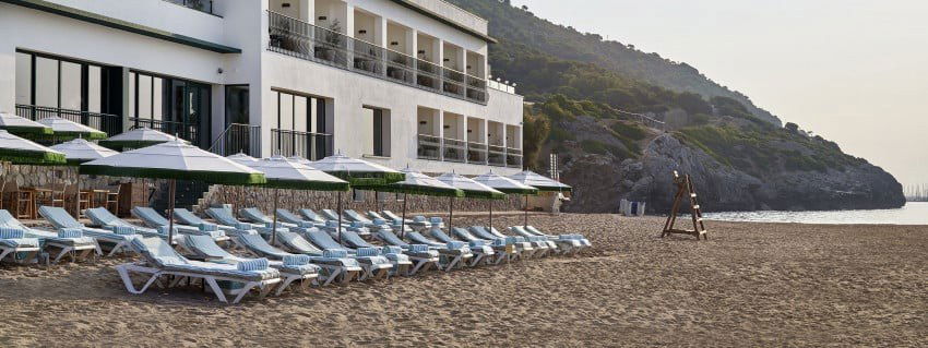 Little Beach House Barcelona, Hotel in Garraf