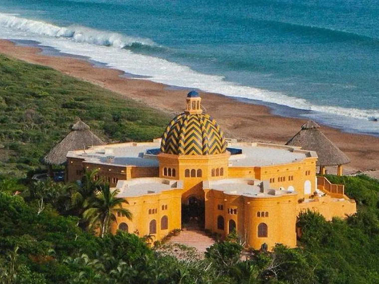 Cuixmala, La Huerta, Mexico