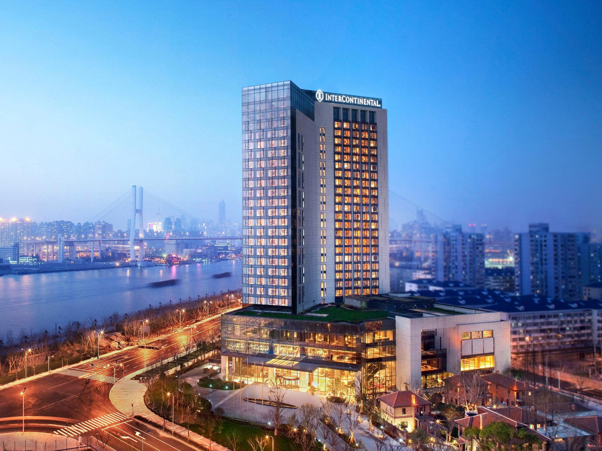 InterContinental Shanghai Pudong, Hotel in Shanghai