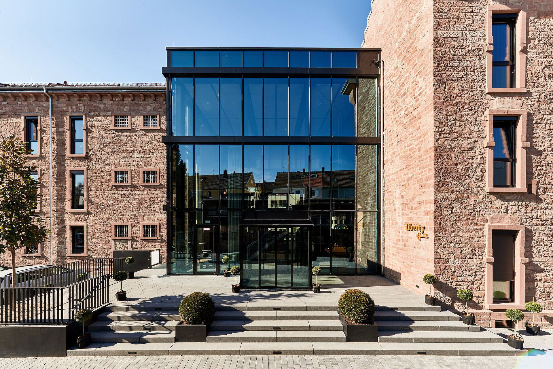 Hotel Liberty, Hotel in Offenburg