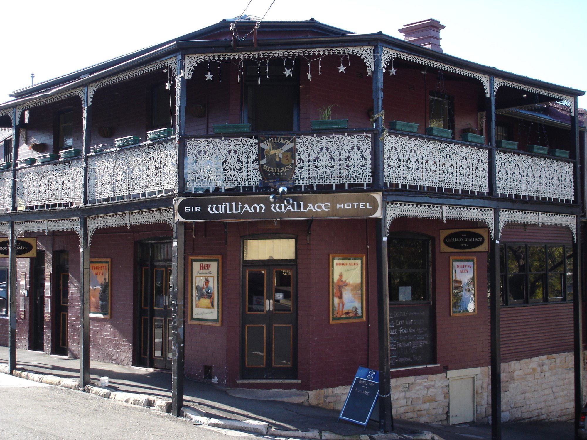 Sir William Wallace Hotel, Hotel in Birchgrove