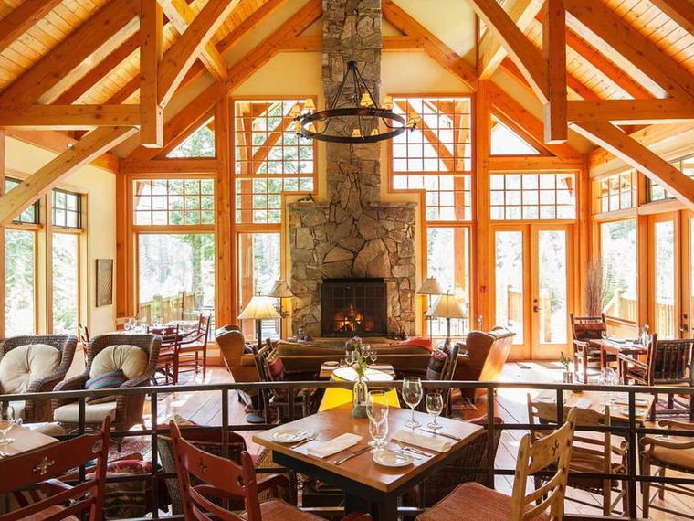 Cathedral Mountain Lodge, Field, Canada