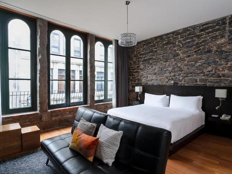 Le Petit Hotel, Montréal, Canada