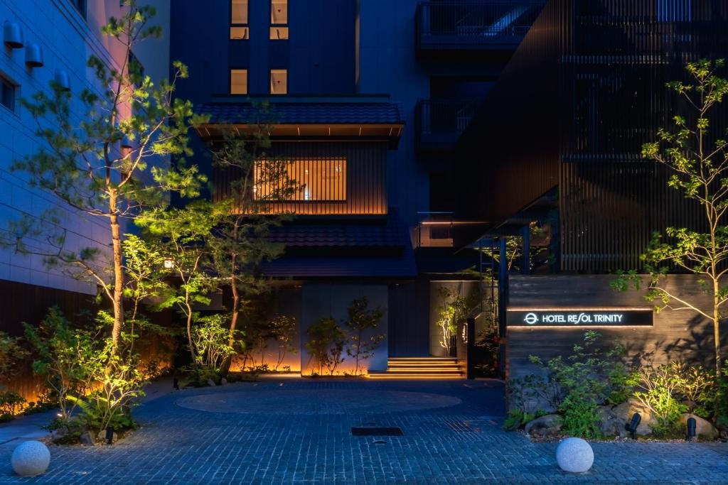 HOTEL RESOL TRINITY OSAKA, Hotel in Osaka Shi