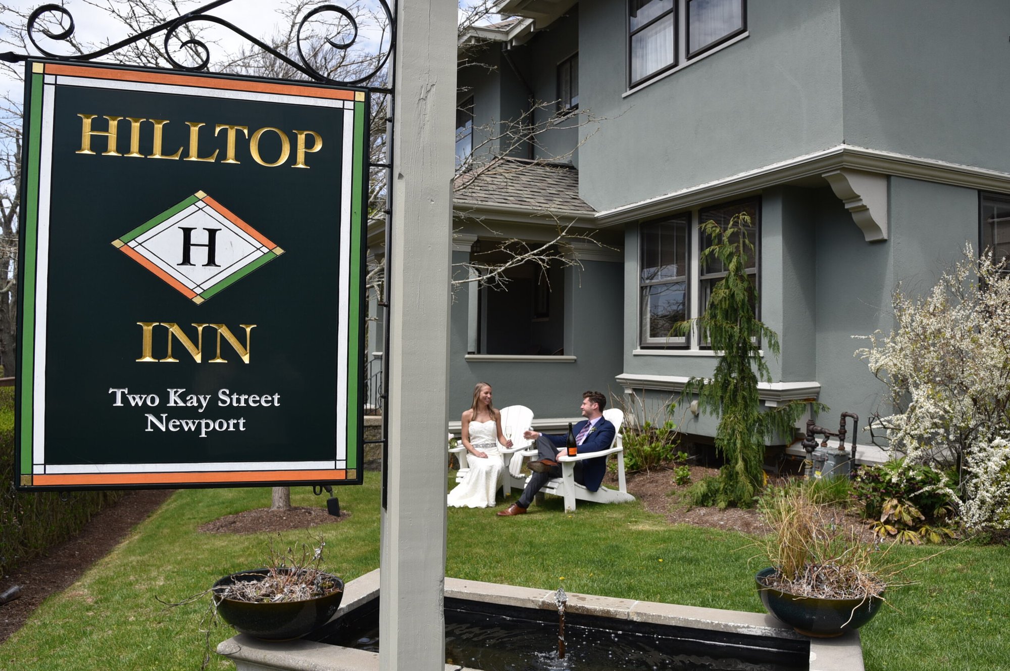 Hilltop Inn hotel in Newport, United States