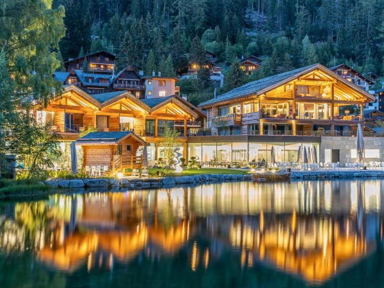 Au Club Alpin, Champex-Lac, Switzerland