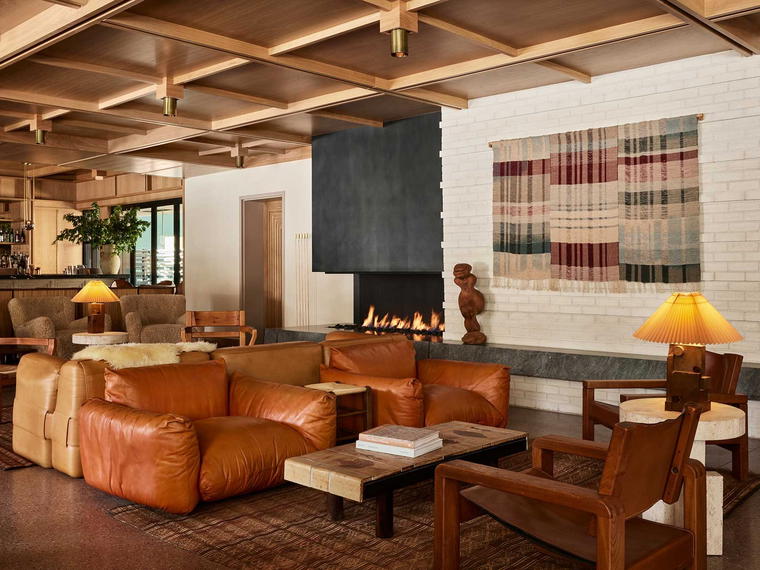 Mollie Aspen, Aspen, United States