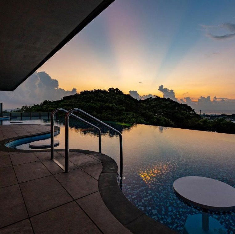 Glamday Style Hotel & Resort Okinawa Yomitan, Hotel in Yomitan Village