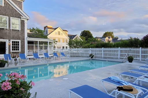 Chatham Wayside Inn hotel in Chatham