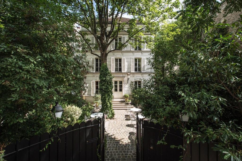 L'Hôtel Particulier, Paris, France