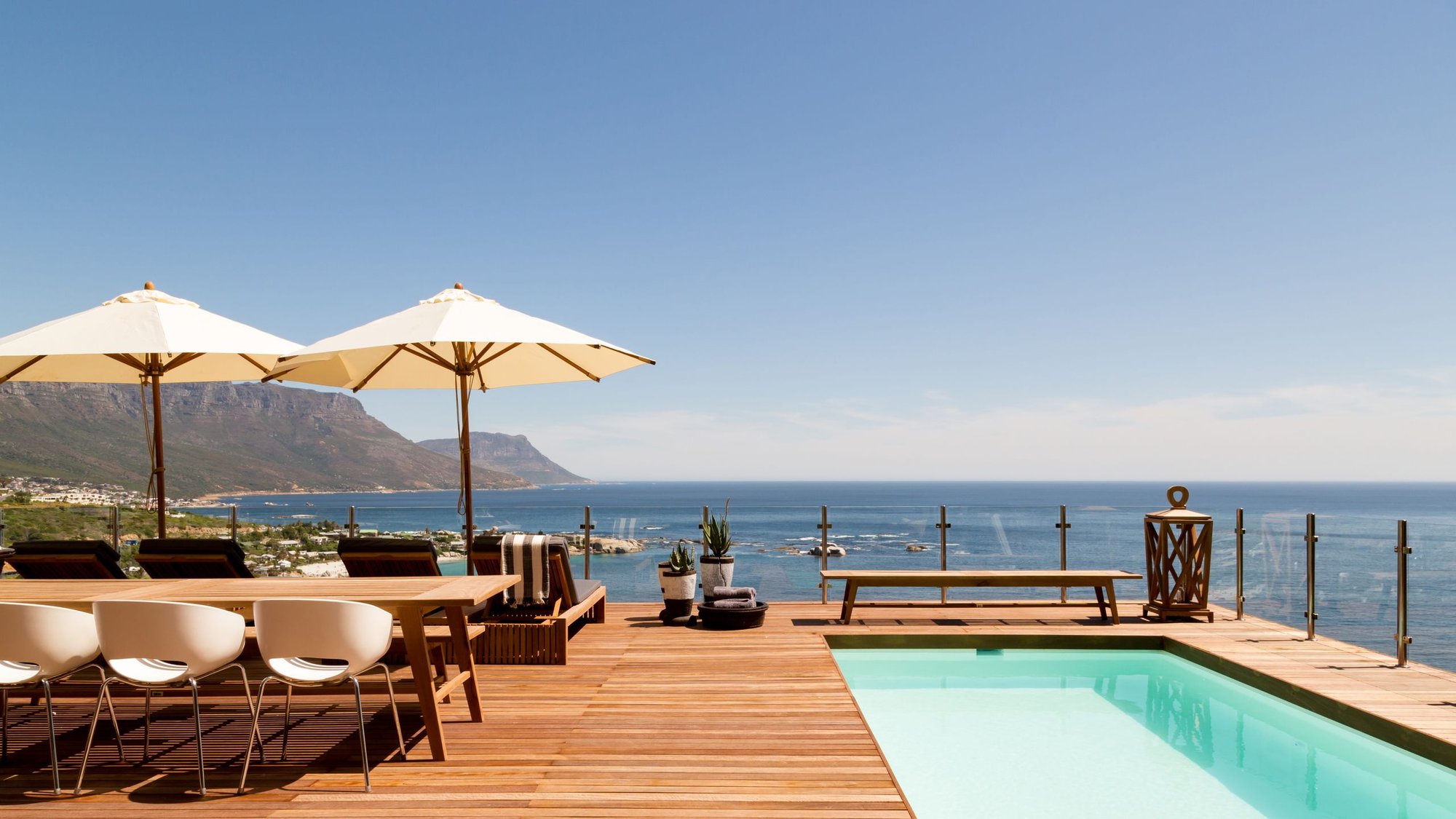 Cape View Clifton hotel in Cape Town, South Africa