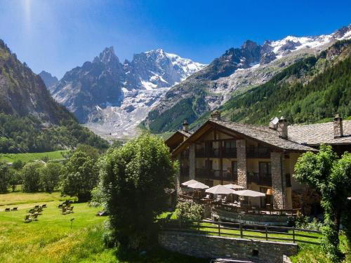 Auberge de La Maison, Courmayeur, Italy