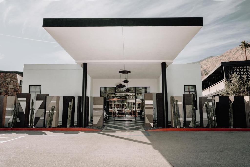 V Capri Palm Springs, a Dolce by Wyndham, Palm Springs, United States
