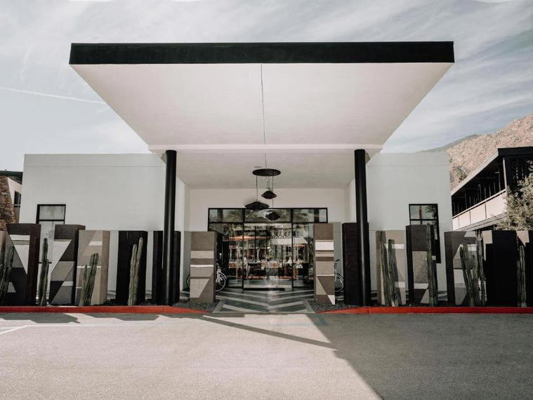 V Capri Palm Springs, a Dolce by Wyndham, Palm Springs, United States