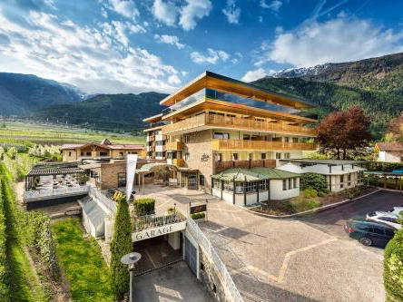 Hotel Paradies, Laces, Italy