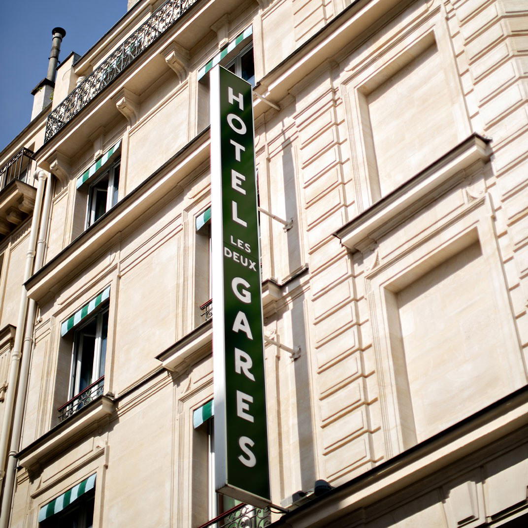 Hôtel Les Deux Gares hotel in Paris, France