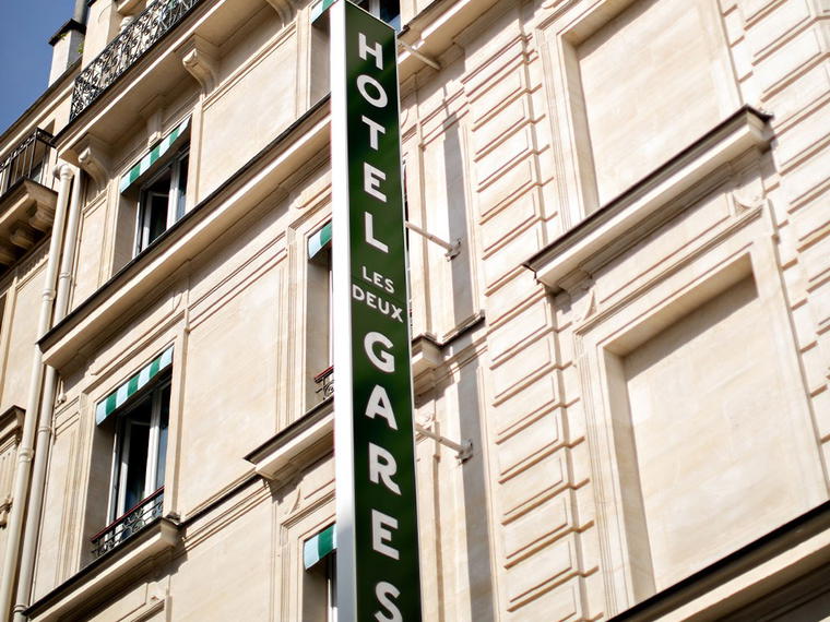Hôtel Les Deux Gares, Paris, France