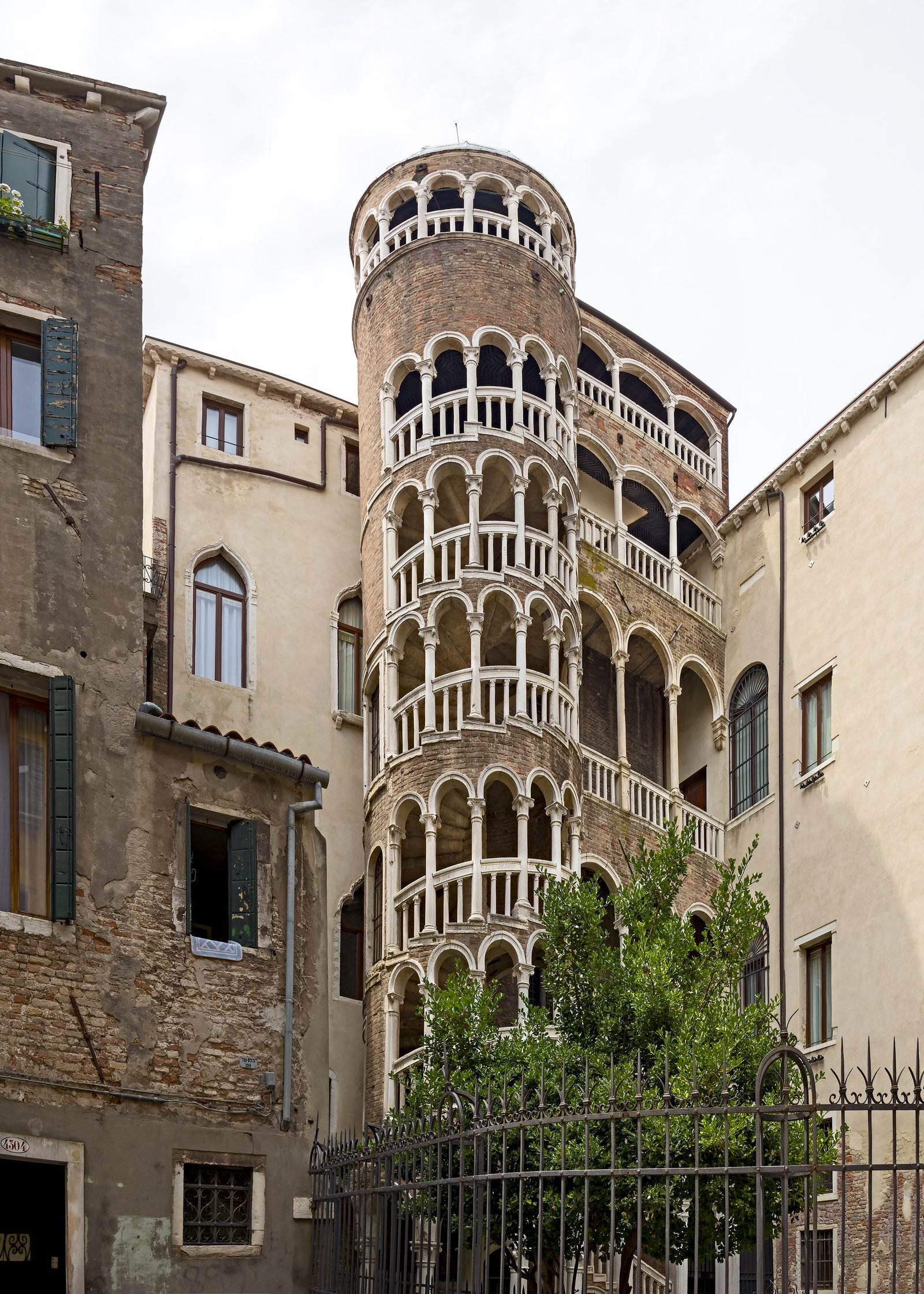 Palazzo Contarini del Bovolo, Venice, Italy
