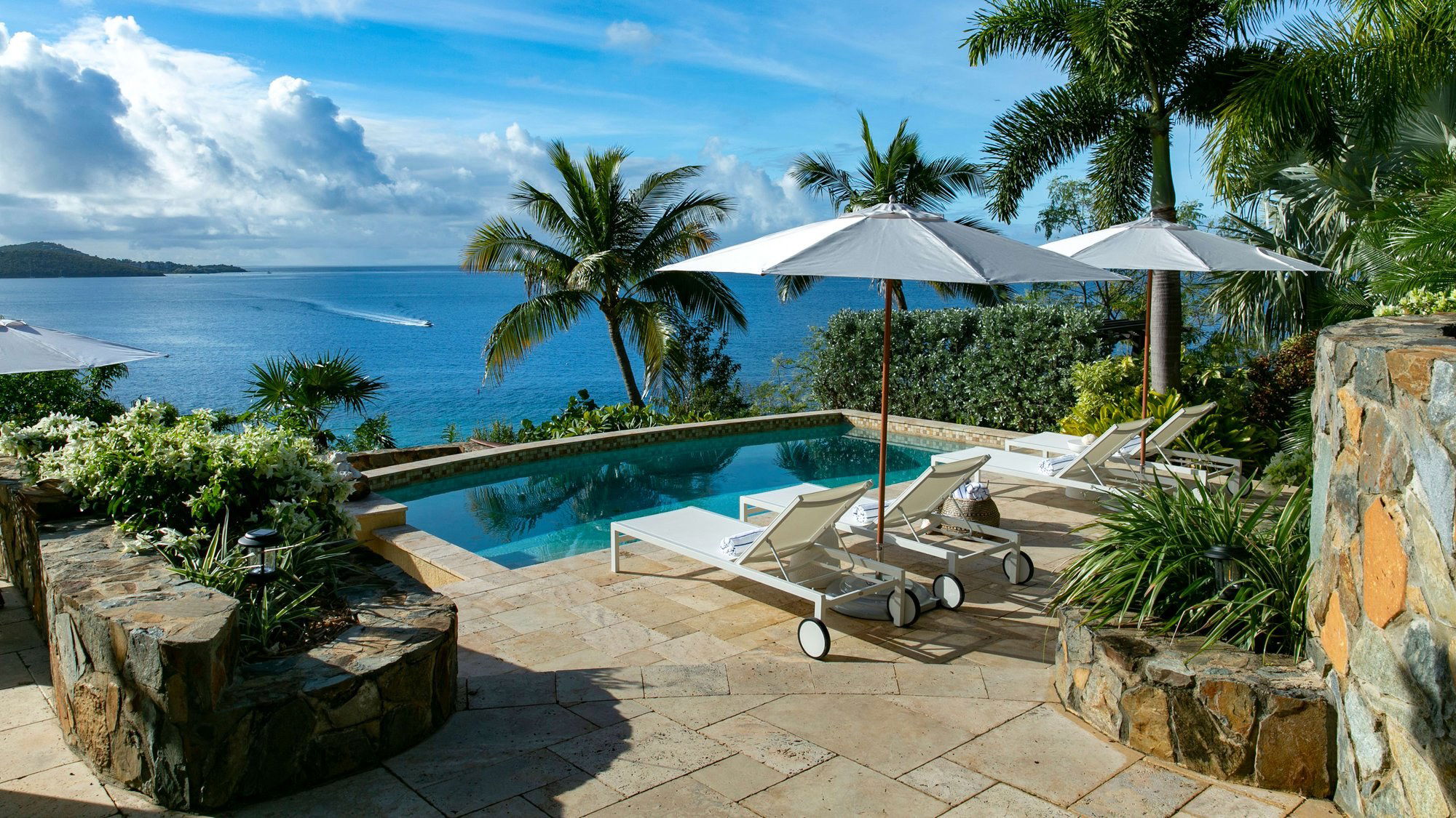 Lovango Resort and Beach Club, Hotel in St. John