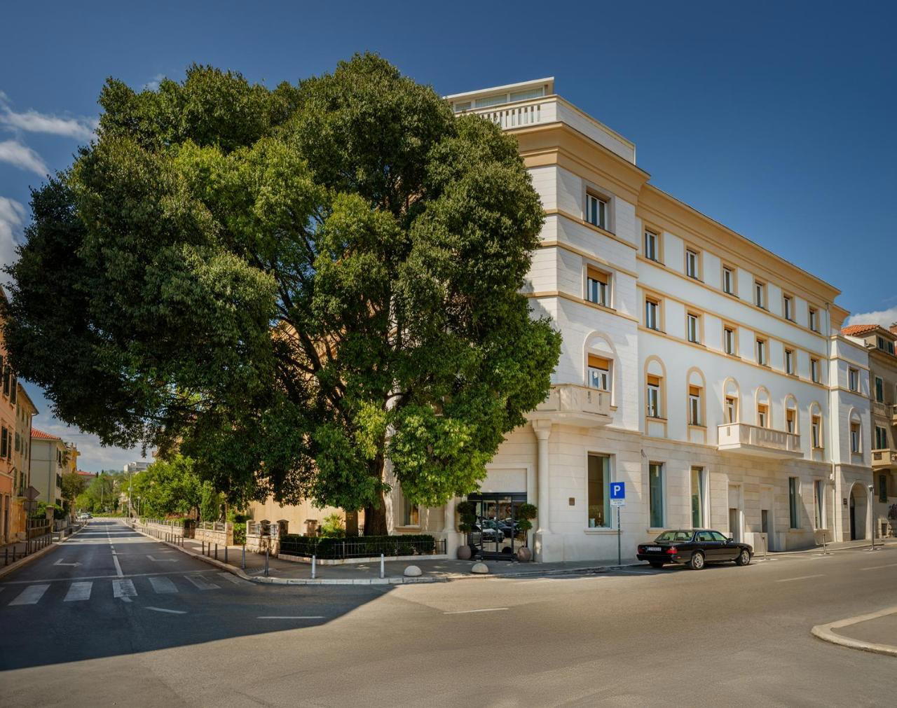 Palazzo President hotel in Split