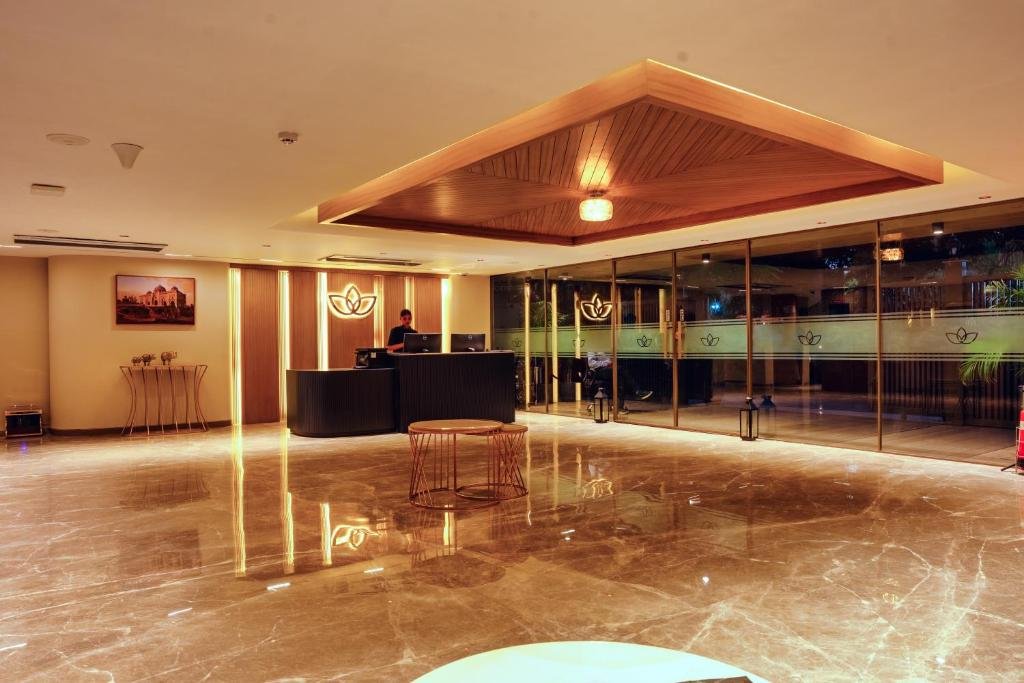 New Grand Continent Hotel, Gurugram
