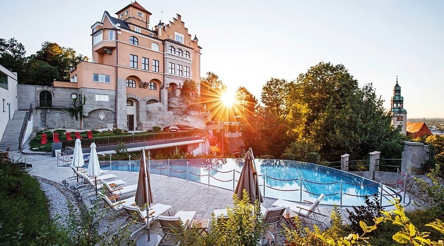 Schloss Mönchstein
