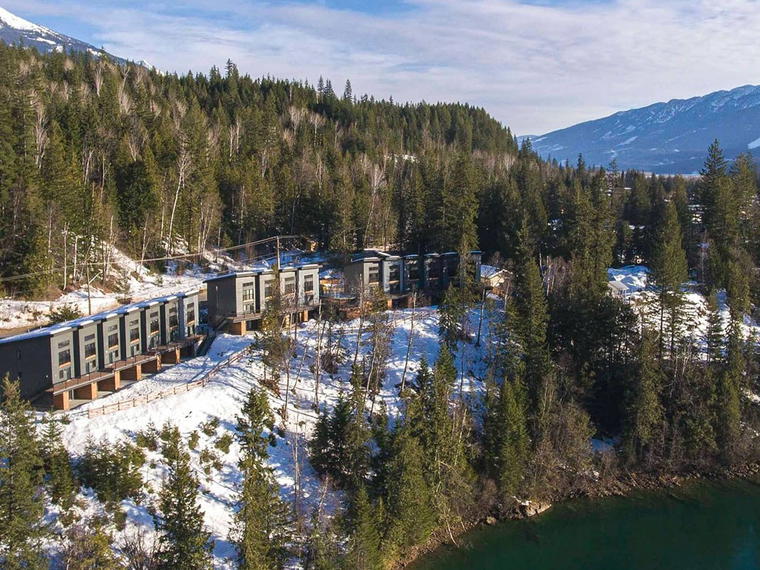 Basecamp Revelstoke, Revelstoke, Canada