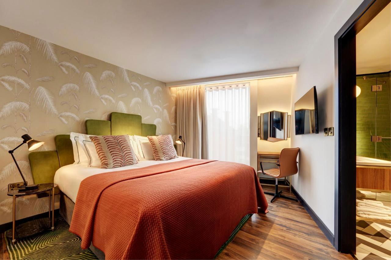 Brama Bromley, Hotel in London