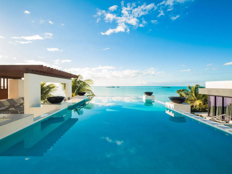 Villas of Distinction, Fort Lauderdale, United States
