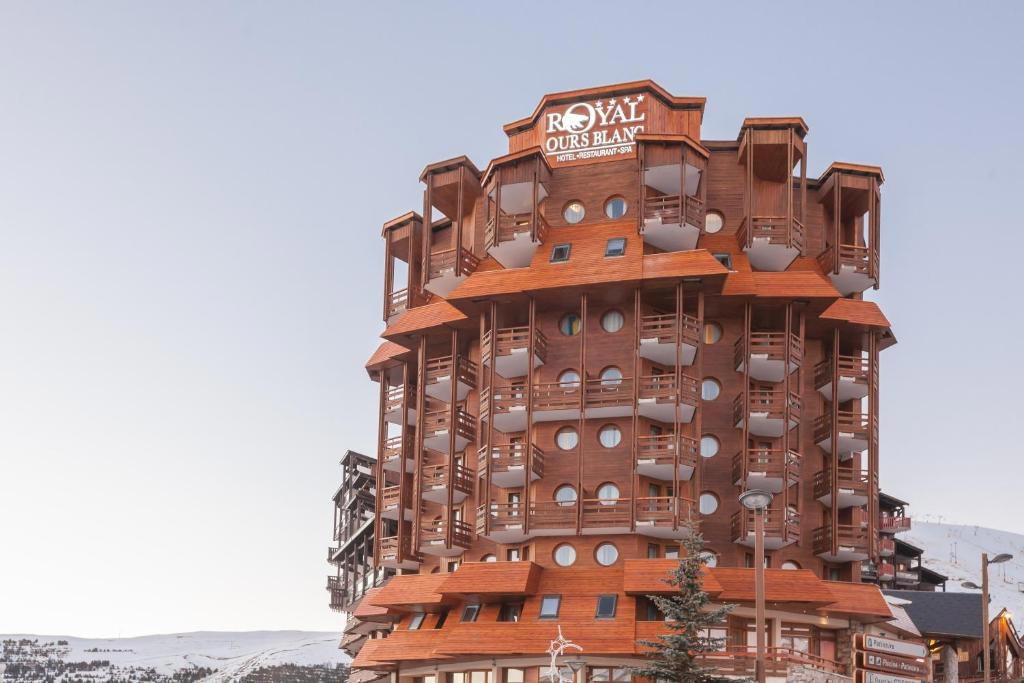 Royal Ours Blanc hotel in Alpe D'huez, France