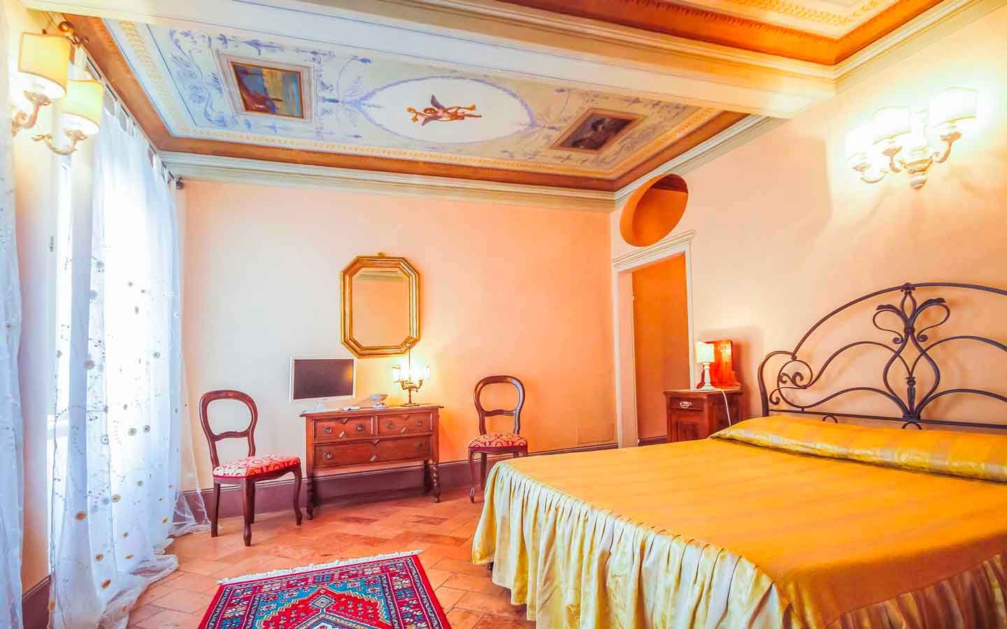 Antica Residenza Cicogna, Siena, Italy