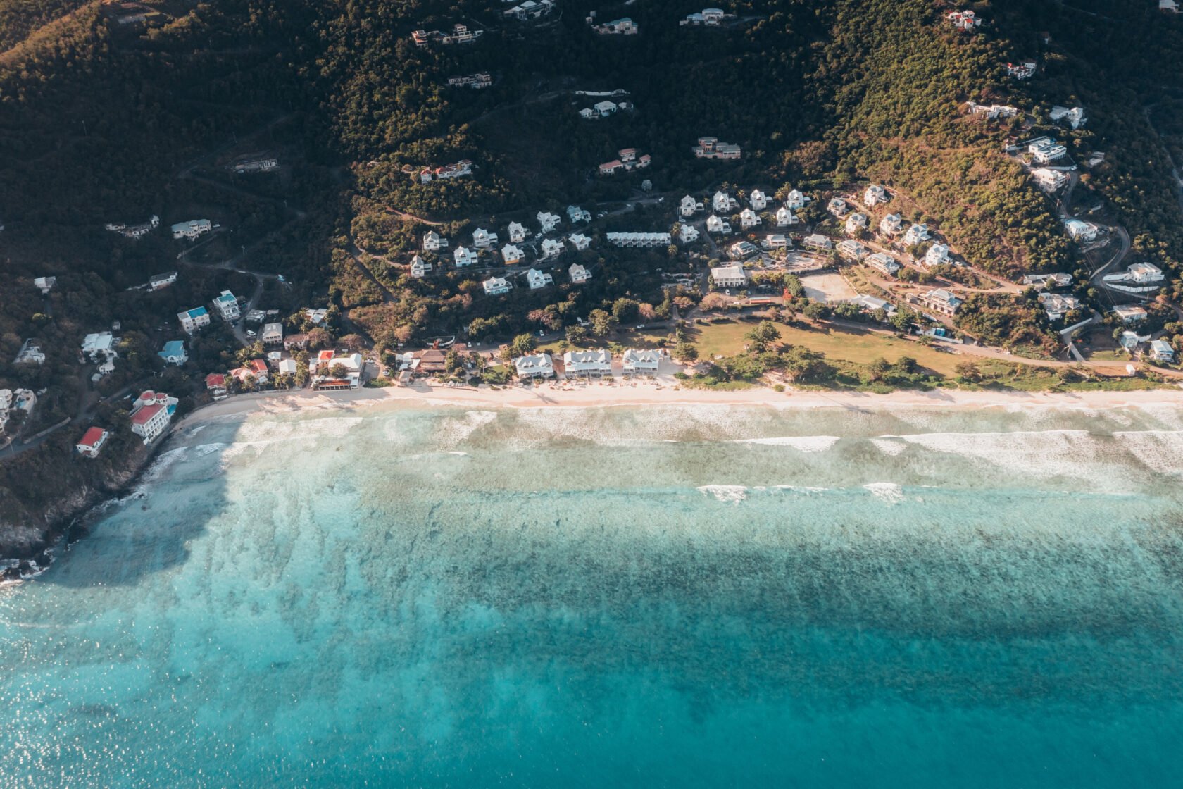 Long Bay Beach Resort hotel in Tortola, Virgin Islands (US)
