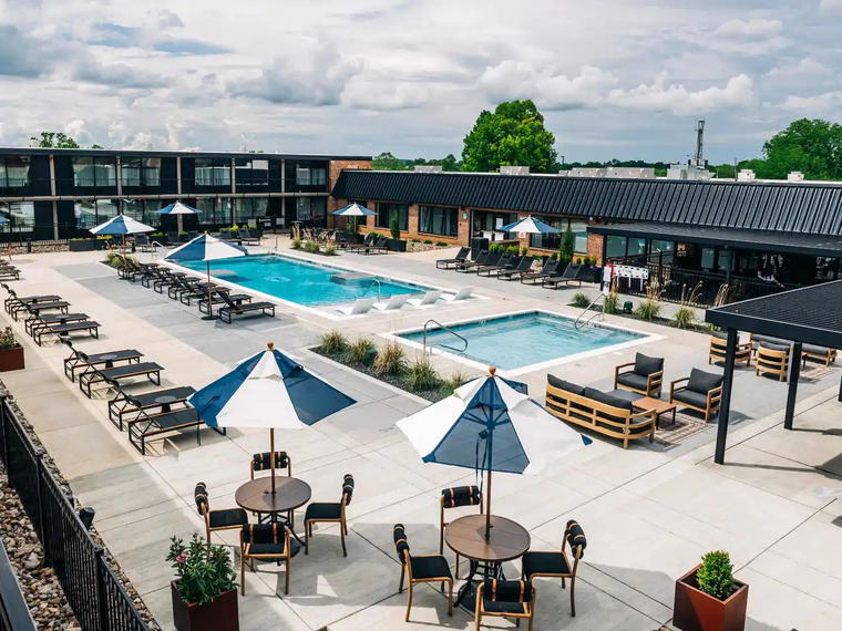 The Trail Hotel, Bardstown, United States