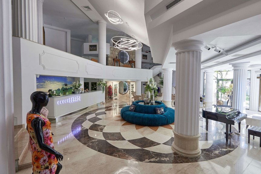 Lebada Luxury Resort & Spa, Hotel in Crisan