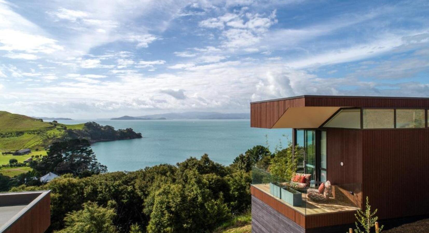 Omana hotel in Waiheke Island, New Zealand
