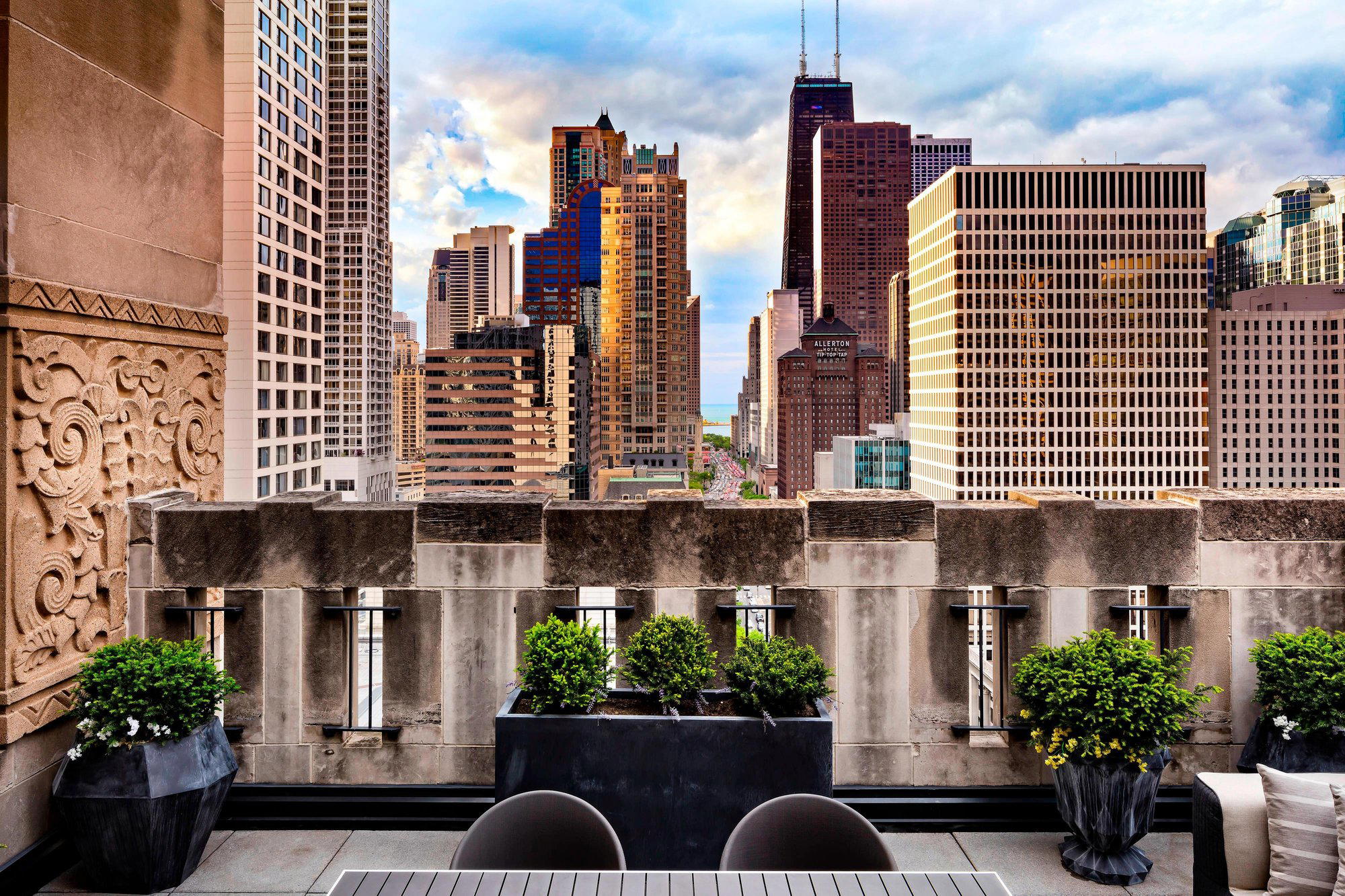 The Gwen, A Luxury Collection Hotel, Chicago, United States