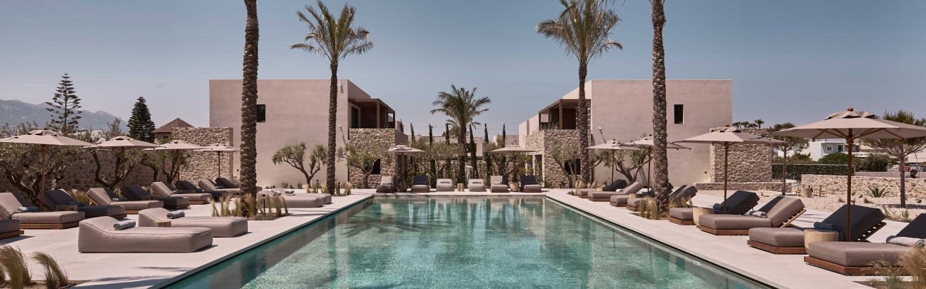 Theros All Suite Hotel