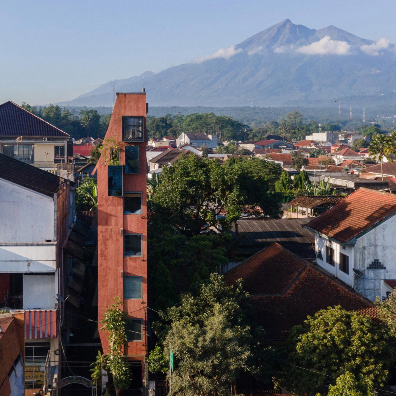 PituRooms hotel in Salatiga, Indonesia