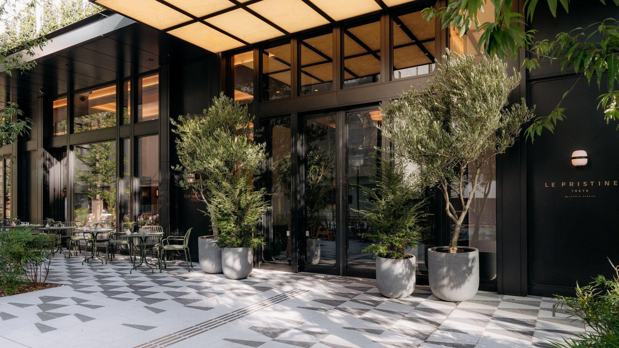 Hotel Toranomon Hills (ホテル虎ノ門ヒルズ), Tokyo, Japan