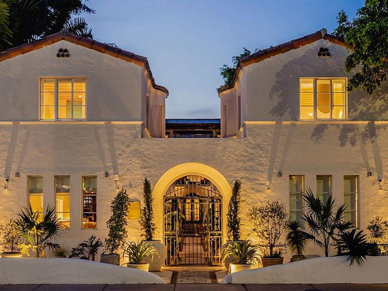 Donatella Boutique Hotel, Miami, United States