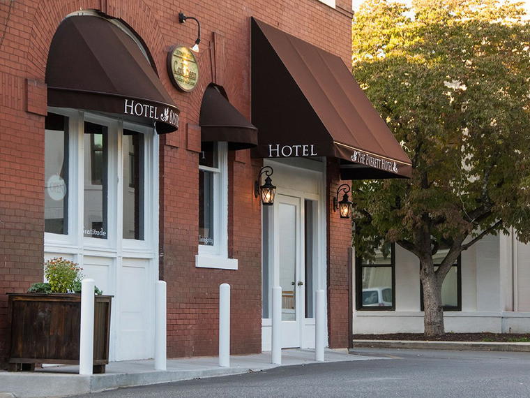 The Everett Hotel, Bryson City, United States