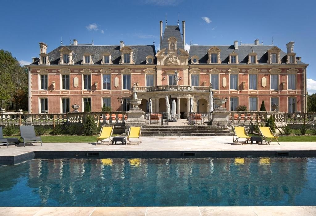 Alexandra Palace - La Maison Younan, Mazières-en-Gâtine, France