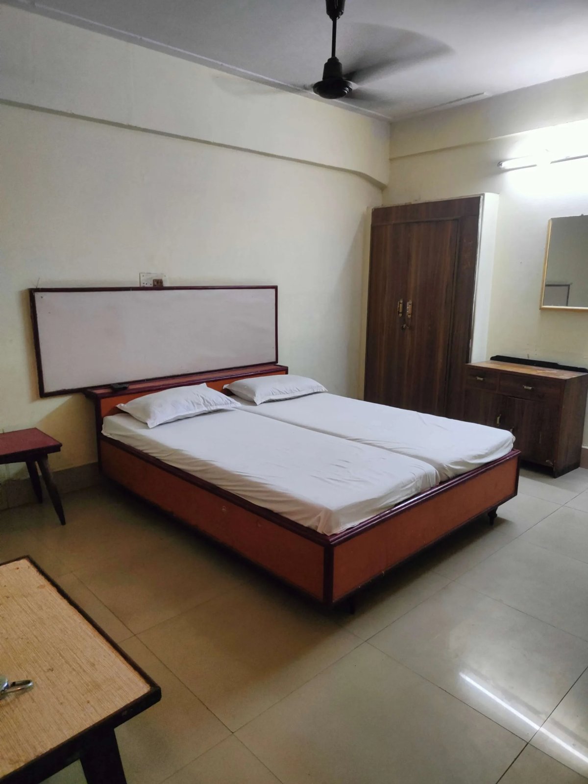 Hotel Anand, Jabalpur, India
