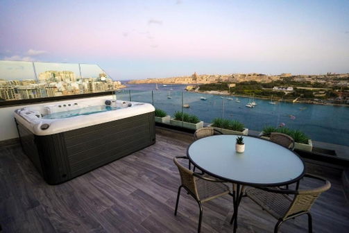 The Londoner Hotel Sliema