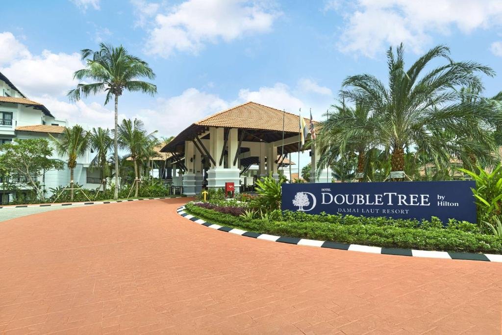 Doubletree by Hilton Damai Laut Resort hotel in Perak, Malaysia